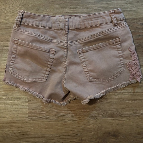 Women's Tan Lace Trim Shorts - Picture 5 of 5
